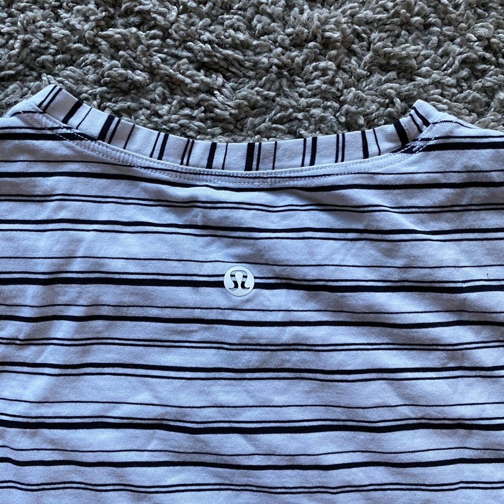 Cates Tee - Picture 3 of 3